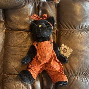 Boyds Bears Spooky Tangaween Black Cat in Orange Overalls Plush #91975